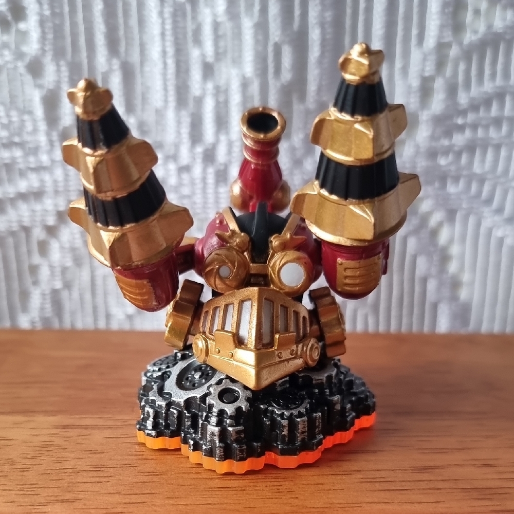 Drill Sergeant - Skylanders Giants - Figure # 84492888 - Activision 2012